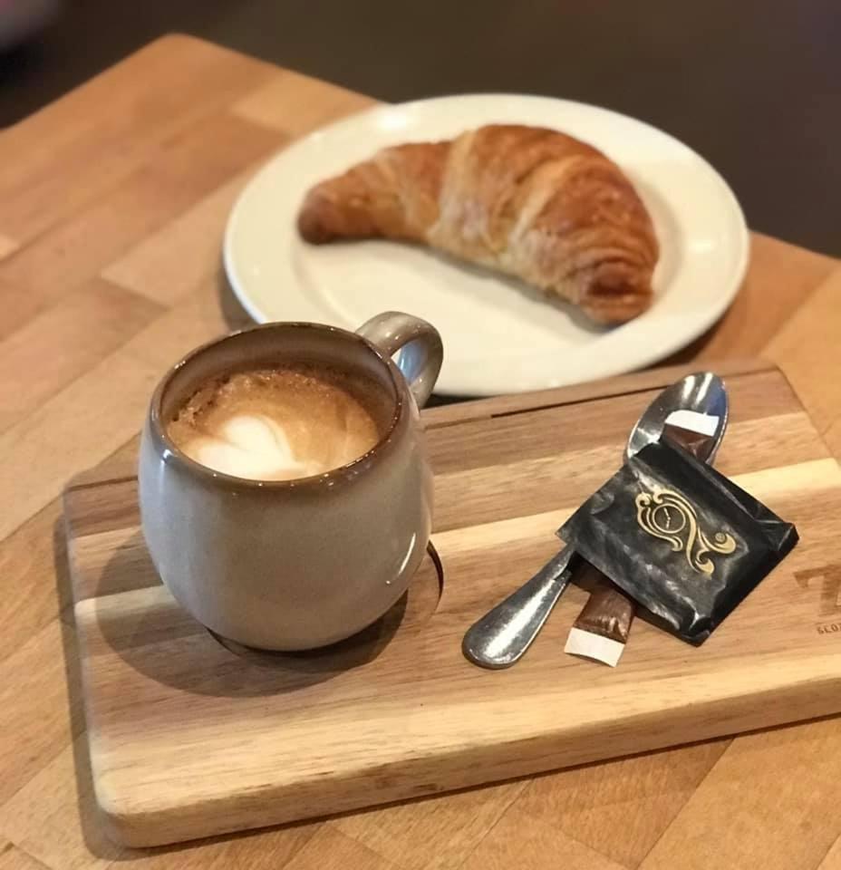 Stryn Kaffebar & Vertshus エクステリア 写真
